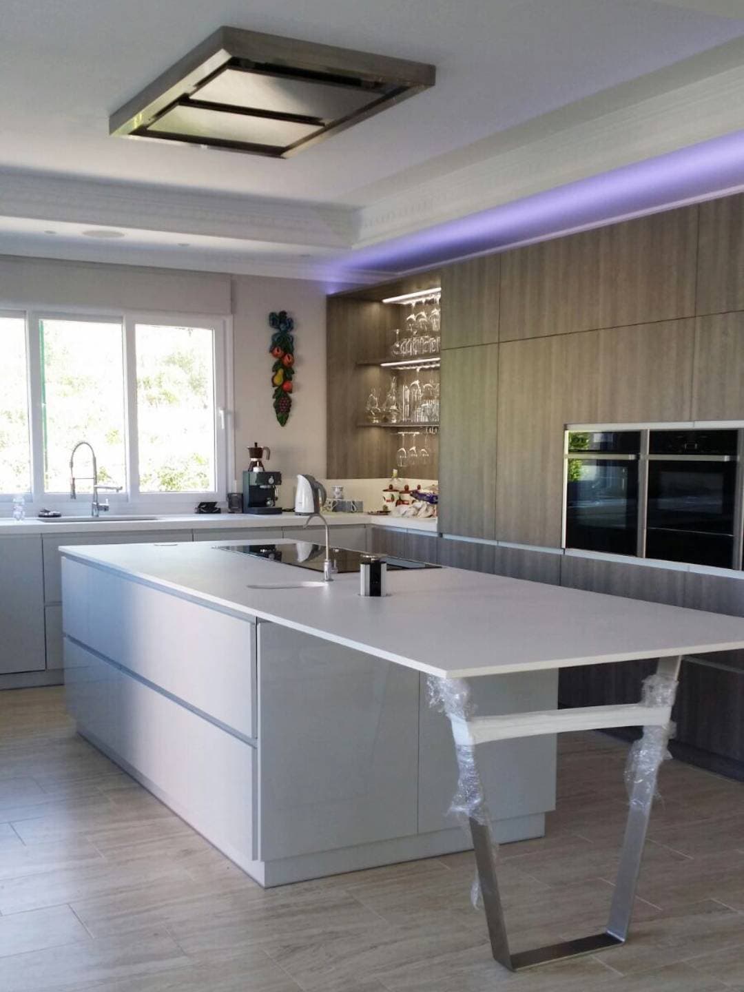 Completed kitchen renovation project, photo 11