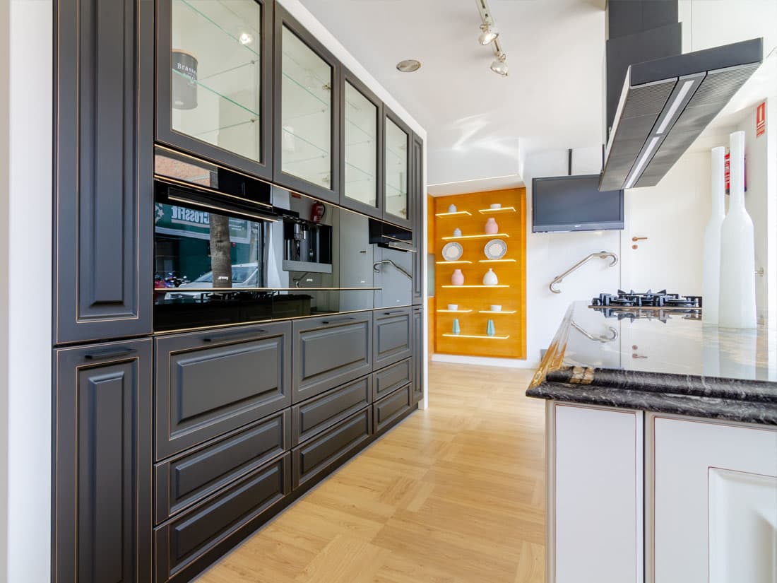 Pro Kitchen — Etna kitchen design